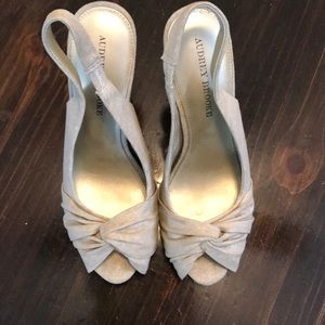 Size 9 Audrey Brooke tan platform heels